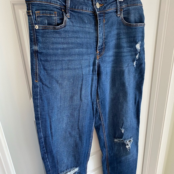 Old Navy Ripped Skinny Jeans (Tall) - Picture 9 of 9